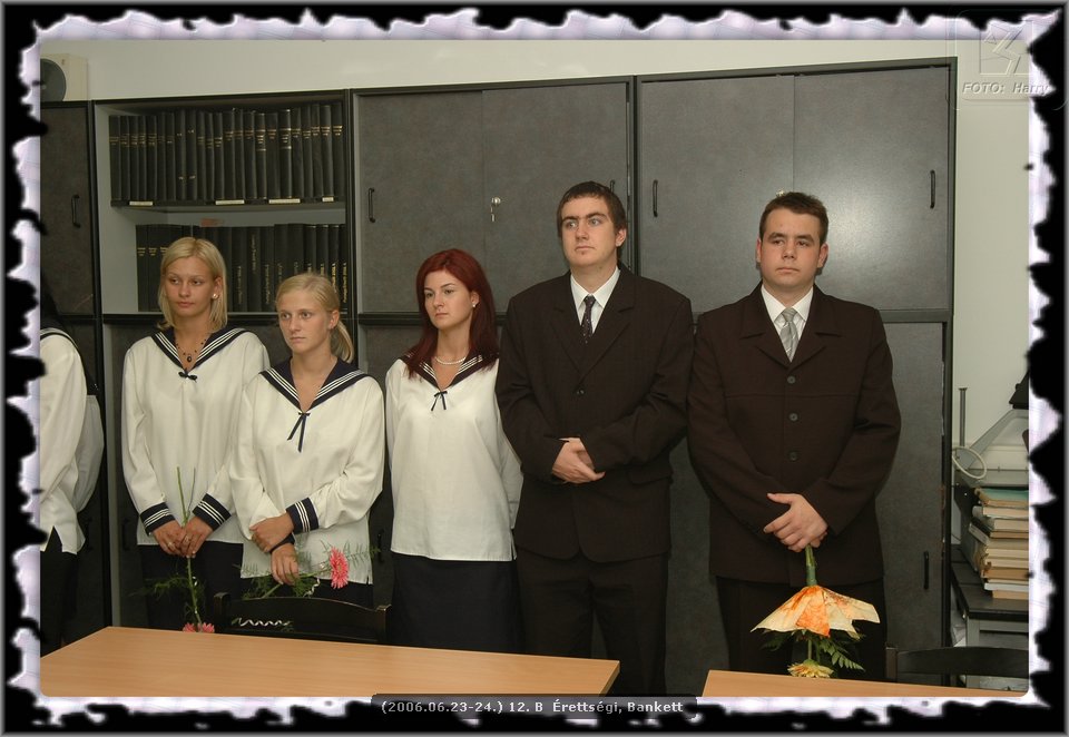 (2006.06.23-24.) 12. B Erettsegi elott, alatt. Bankett - 09.jpg