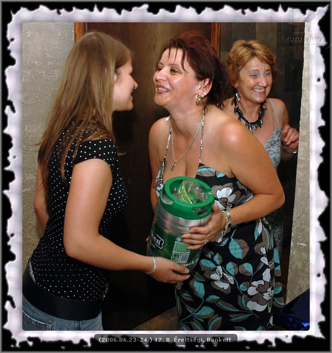 (2006.06.23-24.) 12. B Erettsegi elott, alatt. Bankett - 39.jpg