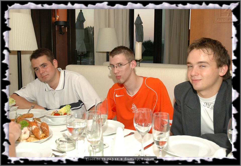 (2006.06.23-24.) 12. B Erettsegi elott, alatt. Bankett - 47.jpg