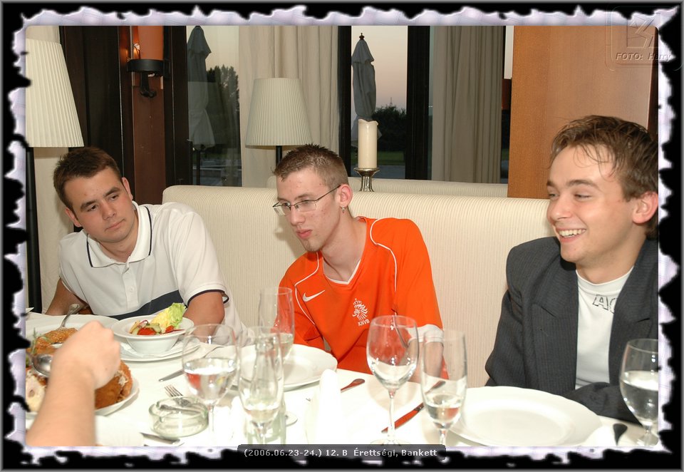 (2006.06.23-24.) 12. B Erettsegi elott, alatt. Bankett - 48.jpg