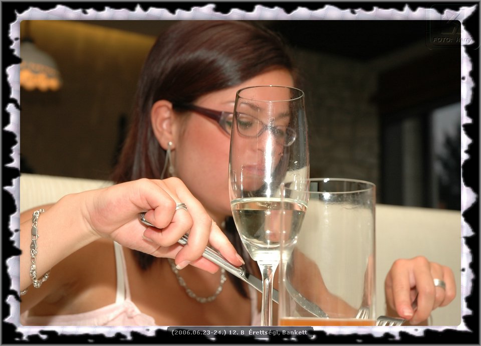 (2006.06.23-24.) 12. B Erettsegi elott, alatt. Bankett - 52.jpg