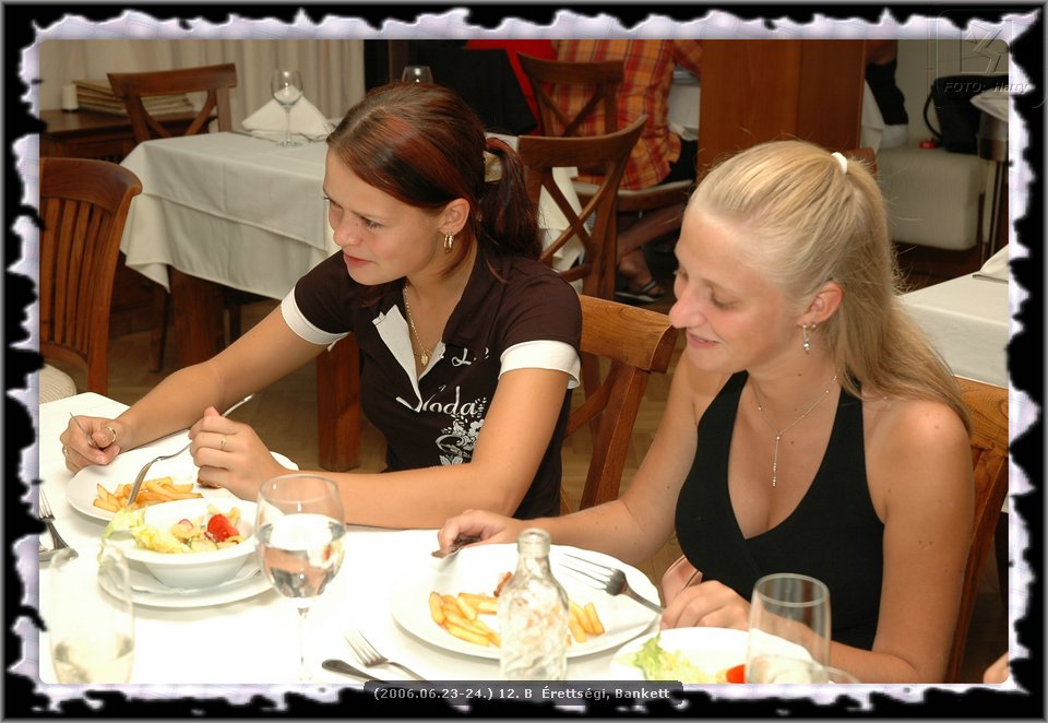 (2006.06.23-24.) 12. B Erettsegi elott, alatt. Bankett - 55.jpg