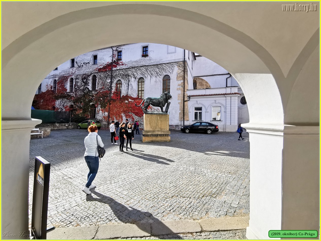 2019.oktober-Cz-Praga-093.jpg