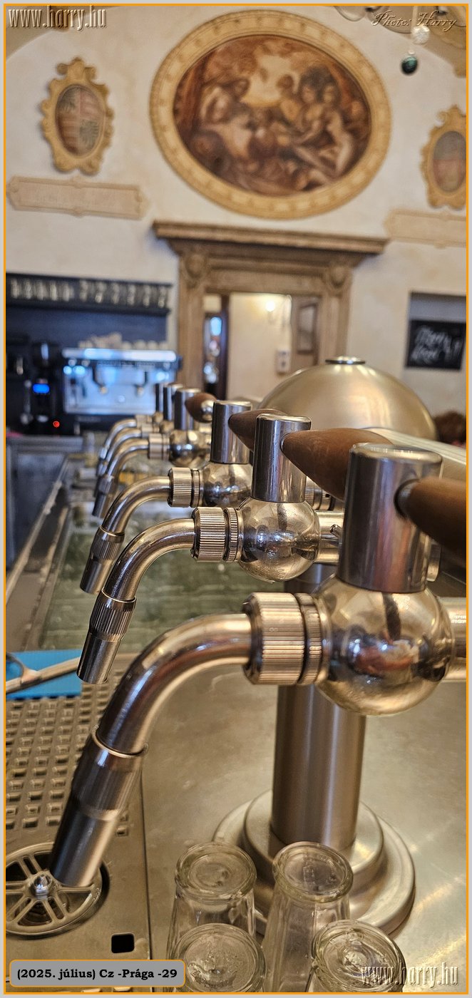 2025.07.-Cz-Praga-29-012.jpg