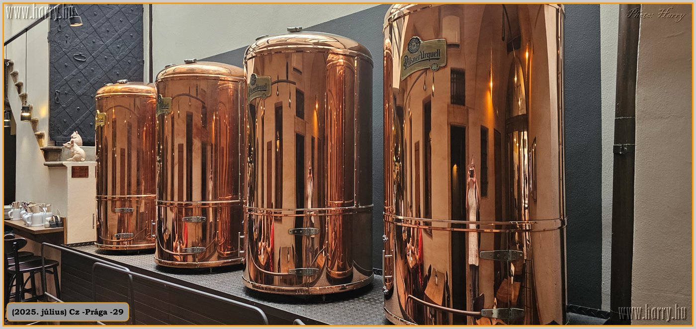 2025.07.-Cz-Praga-29-019.jpg